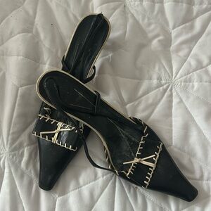 Kate Spade sling back classic shoes 
Bow detail